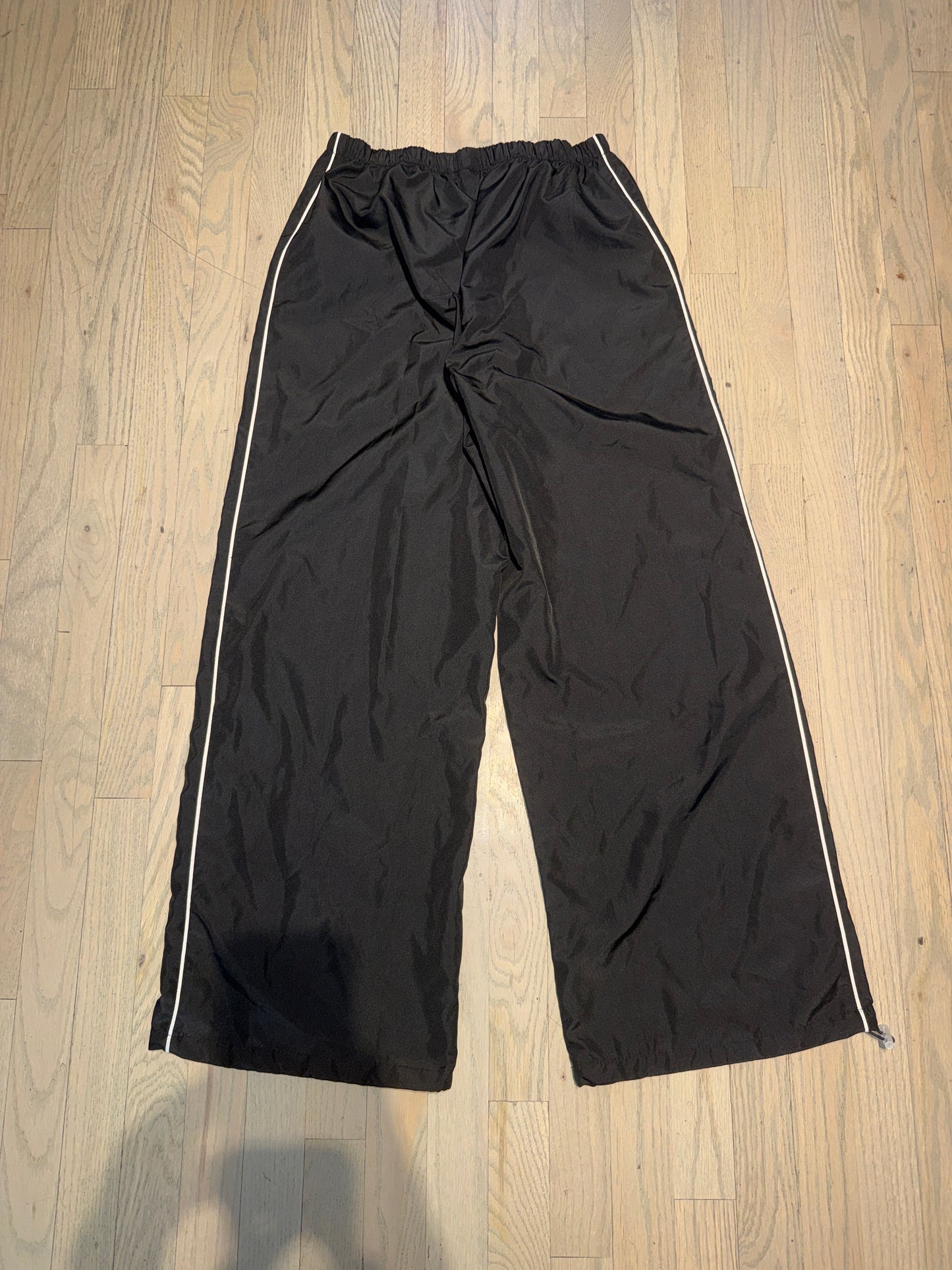 Baggy Parachute Sweats