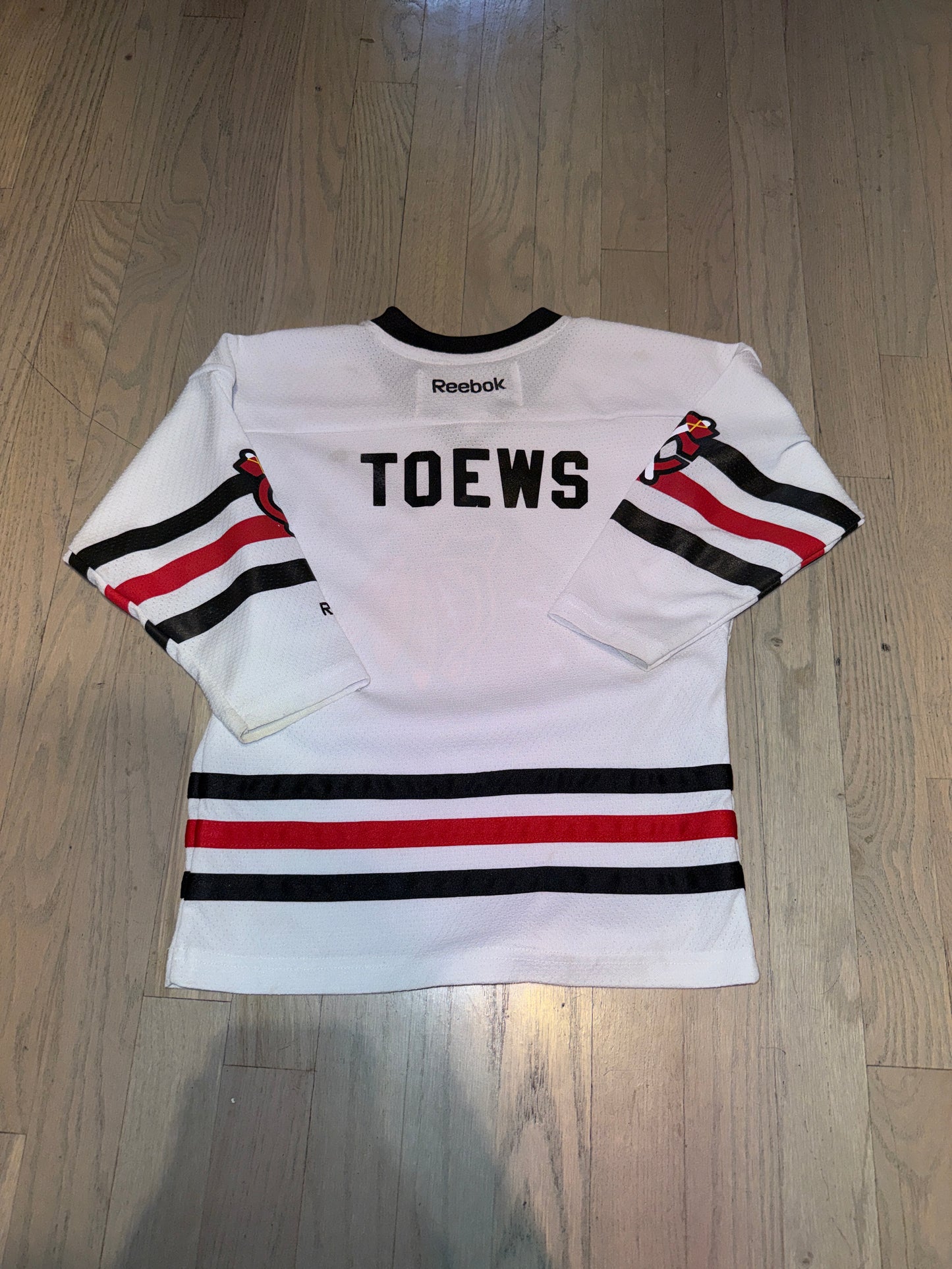 Chicago Blackhawks Jonathan Toews Youth (4-7)