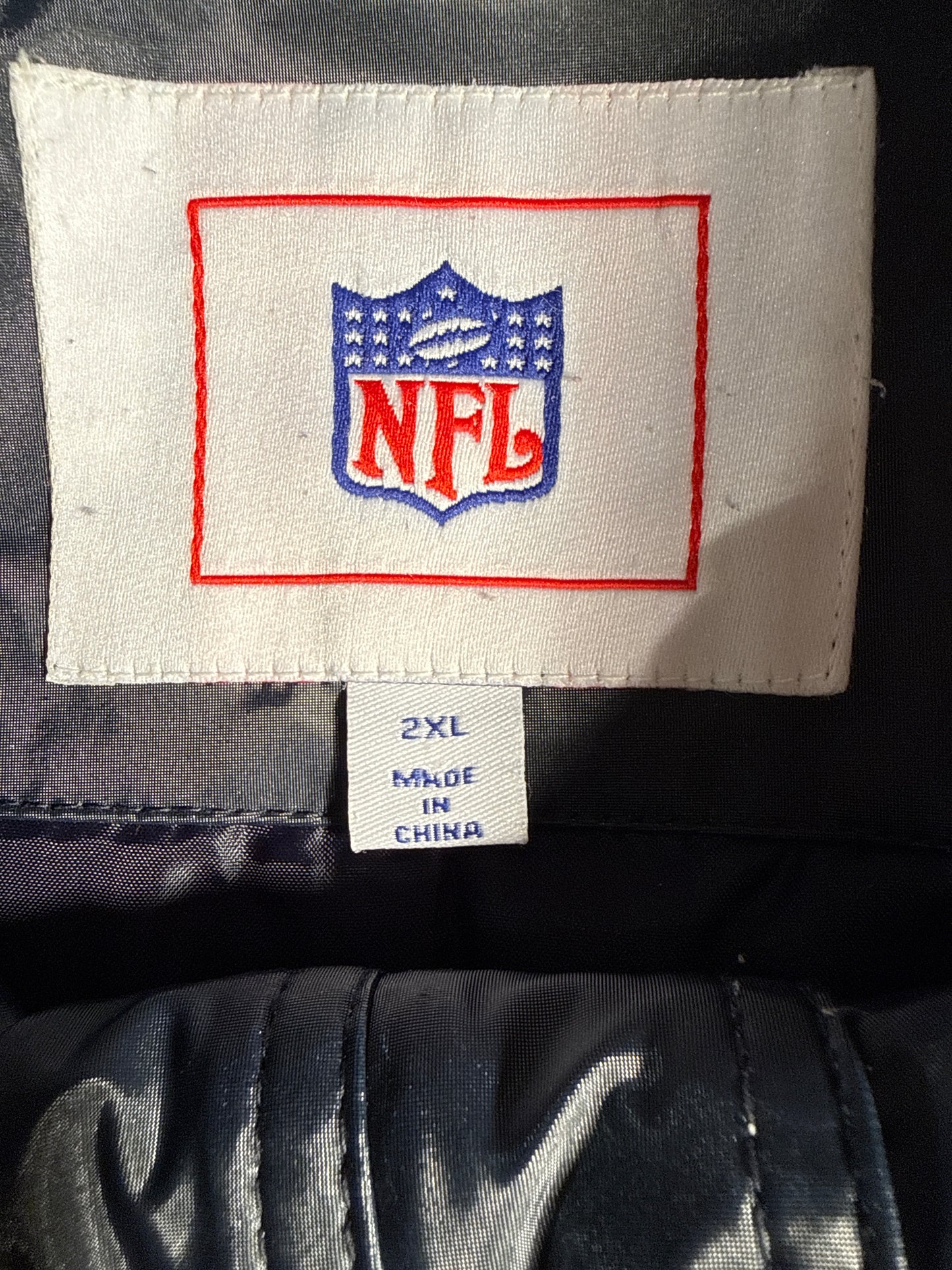 Vintage 90s Chicago Bears Embroidered Full-Zip Nylon Windbreaker Jacket