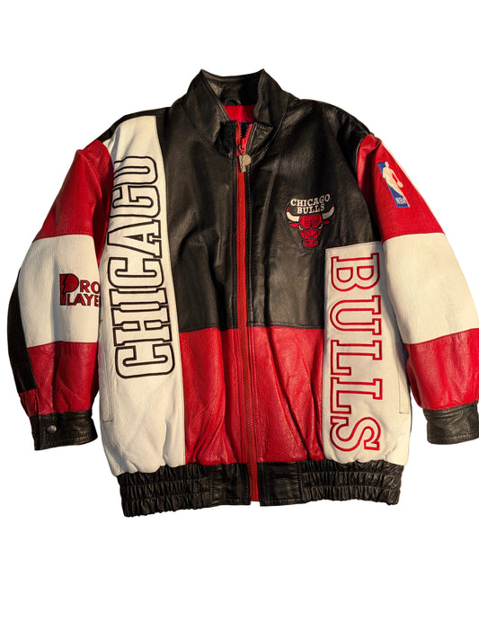 Vintage 90s Pro Player Chicago Bulls Embroidered Leather Bomber Jacket