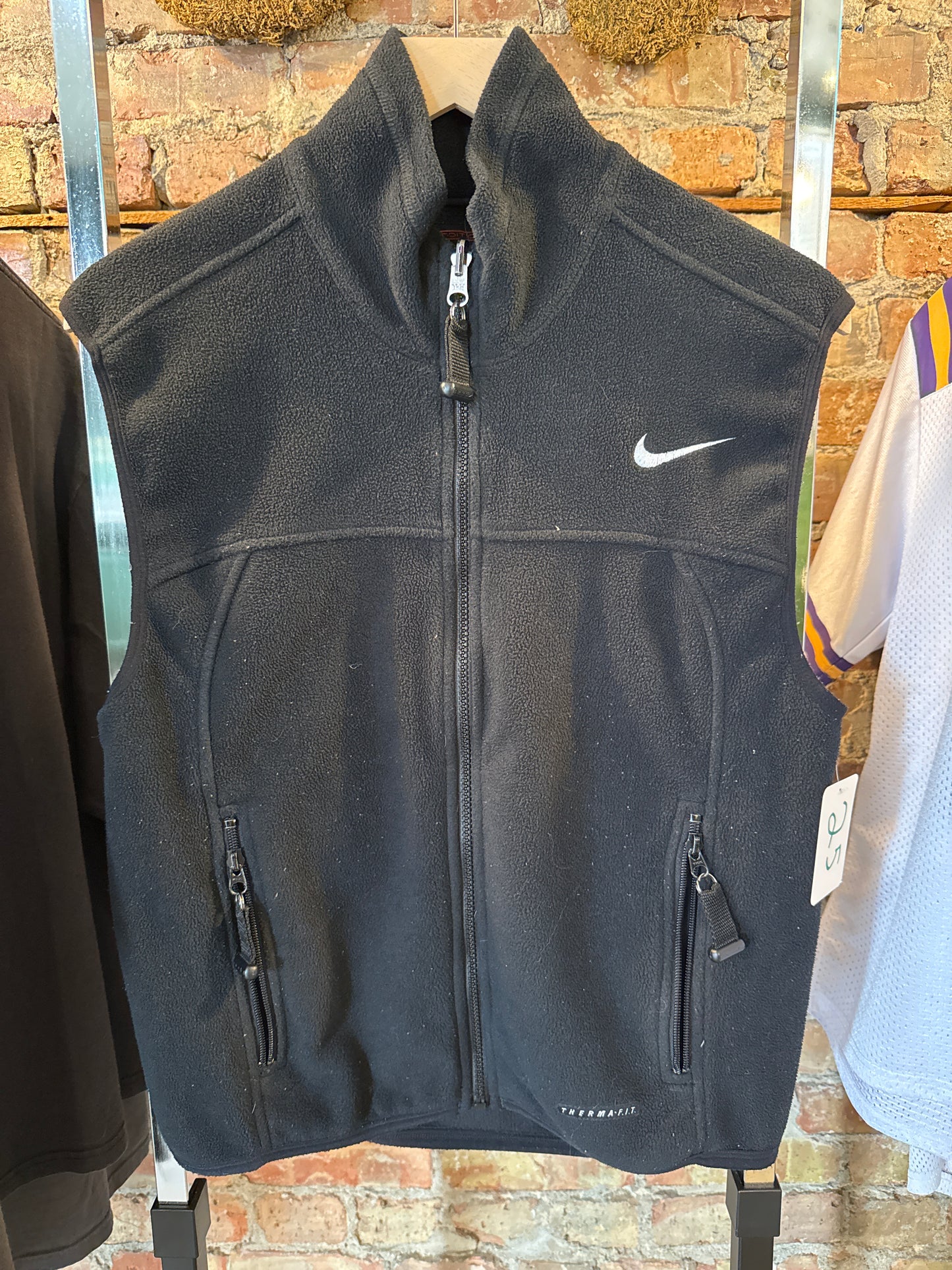 NIKE ACG VEST