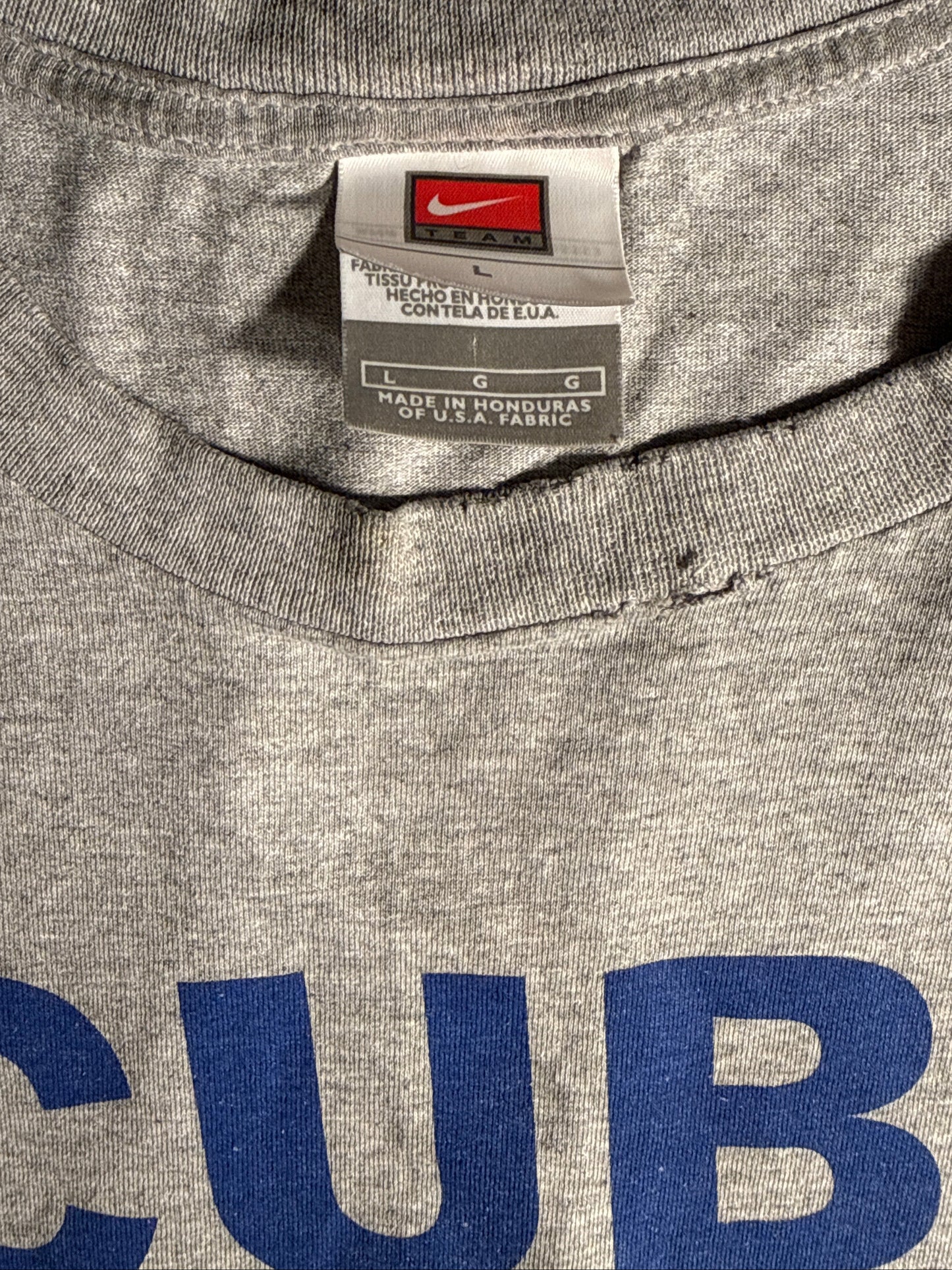 Vintage Y2K Nike Team Center Swoosh Chicago Cubs Heather Gray T-Shirt